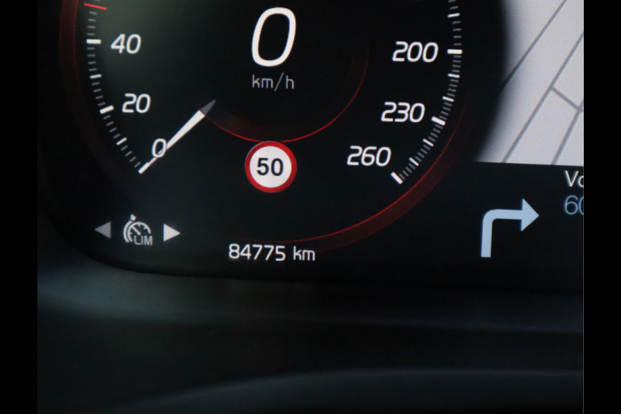 Volvo V60 2.0 T4 R-Design / Panoramadak / Trekhaak