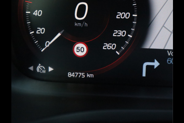 Volvo V60 2.0 T4 R-Design / Panoramadak / Trekhaak
