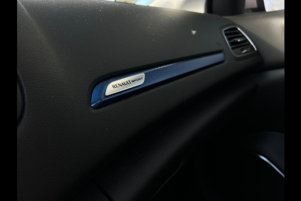 Renault MEGANE Estate 1.6 TCe 205 EDC GT PANODAK | STOELVERWARMING | LED