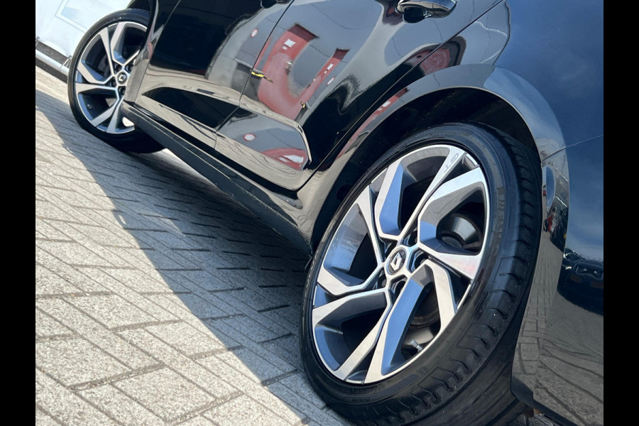 Renault MEGANE Estate 1.6 TCe 205 EDC GT PANODAK | STOELVERWARMING | LED