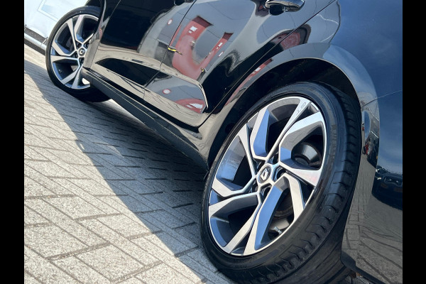 Renault MEGANE Estate 1.6 TCe 205 EDC GT PANODAK | STOELVERWARMING | LED