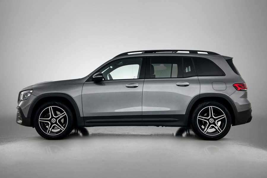Mercedes-Benz Glb 200 Business Solution AMG | VOL! | 163PK | PANO | TrekH | Mem seats | StoelverW | AchterCAM | LaneAss | ETC
