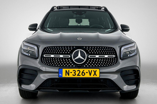 Mercedes-Benz Glb 200 Business Solution AMG | VOL! | 163PK | PANO | TrekH | Mem seats | StoelverW | AchterCAM | LaneAss | ETC