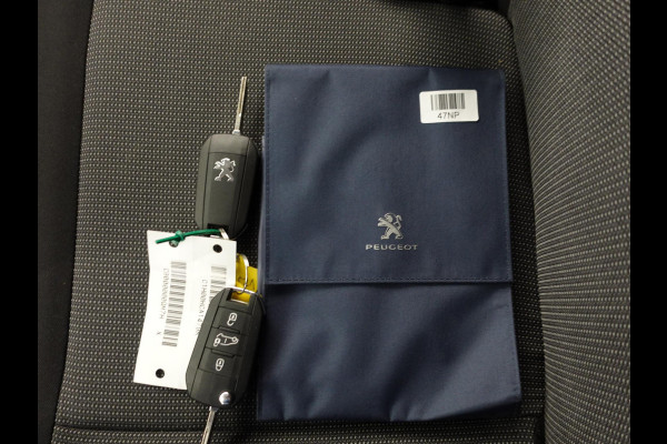 Peugeot Expert 2.0 BlueHDI 145PK L3 Automaat Airco Navigatie Trekhaak Cruise Control Carplay
