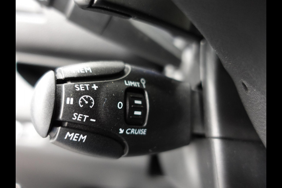 Peugeot Expert 2.0 BlueHDI 145PK L3 Automaat Cruise control Navigatie Trekhaak Carplay