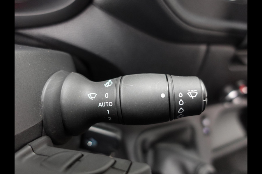 Renault Master T33 2.3 dCi 135PK L2H2 Work Edition Airco Bluetooth Cruise Control Trekhaak