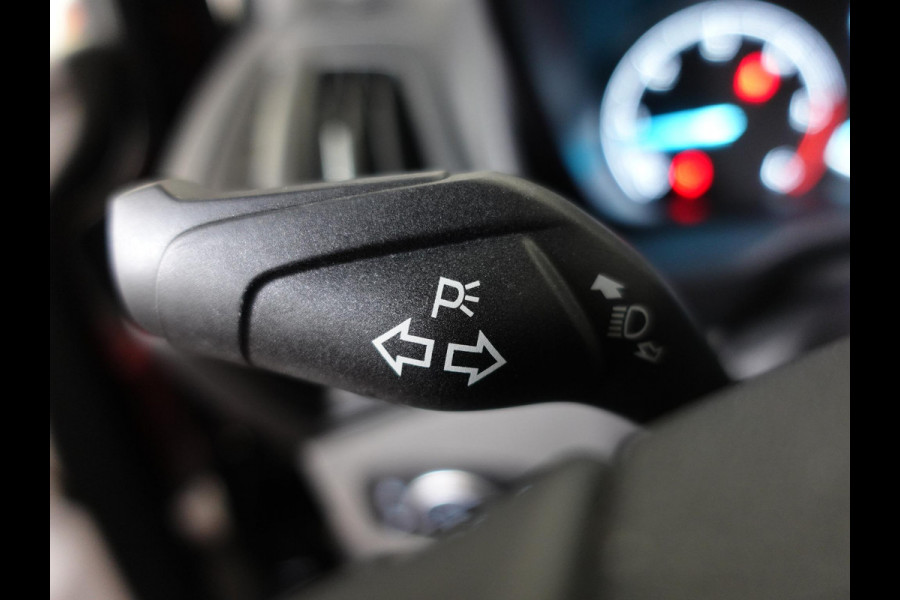Ford Transit Connect 1.5 L1 Trend Automaat Navigatie Airco Cruise control Parkeersensoren 3 Zits Camera
