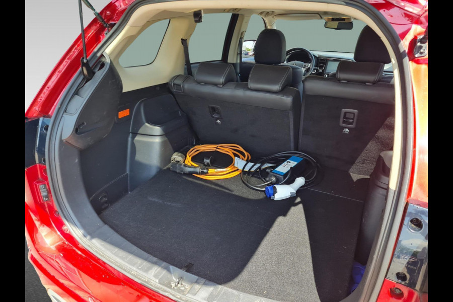 Mitsubishi Outlander 2.4 PHEV Intense+