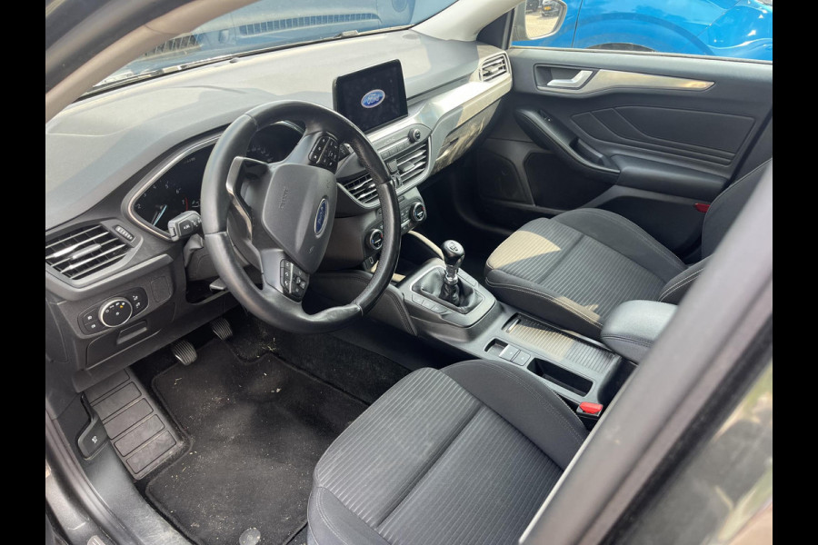 Ford FOCUS Wagon 1.0 EcoBoost Titanium Business 125pk Trekhaak | Adaptieve Cruise | Winterpack | Adaptieve LED Koplampen | Achteruitrijcamera