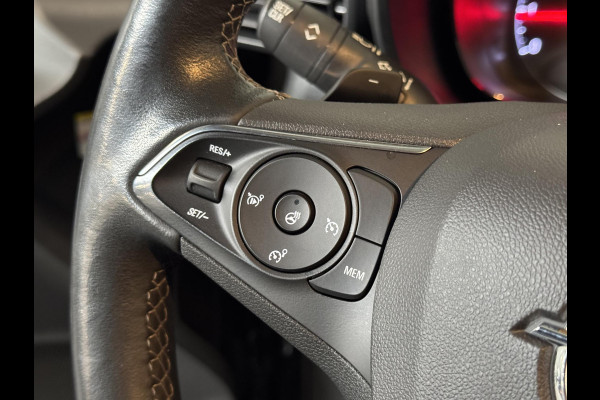 Opel Combo 1.5D L2H1 Edition Automaat Airco Camera Navigatie Parkeersensoren Line assist