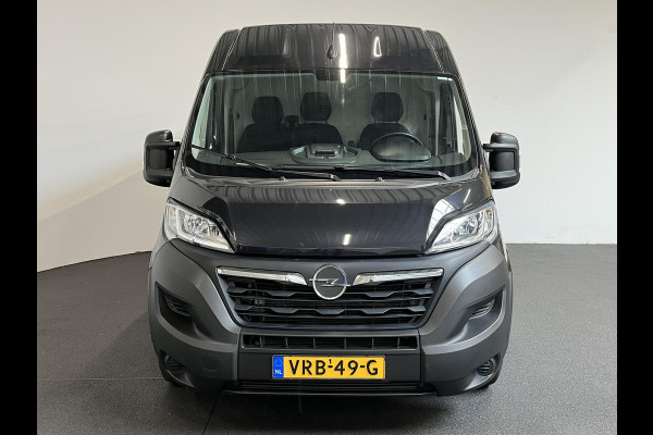 Opel Movano 140 PK L2H2 Edition Airco Navigatie Trekhaak Cruise control Nieuw Model Parkeersensoren