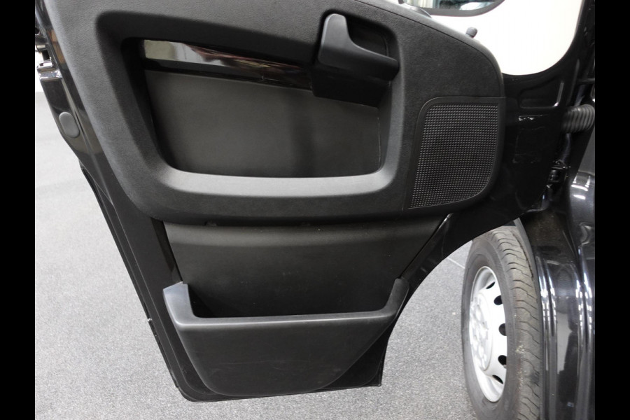Opel Movano 140pk L2H2 Edition Airco Navigatie Parkeersensoren Trekhaak Cruise Imperiaal