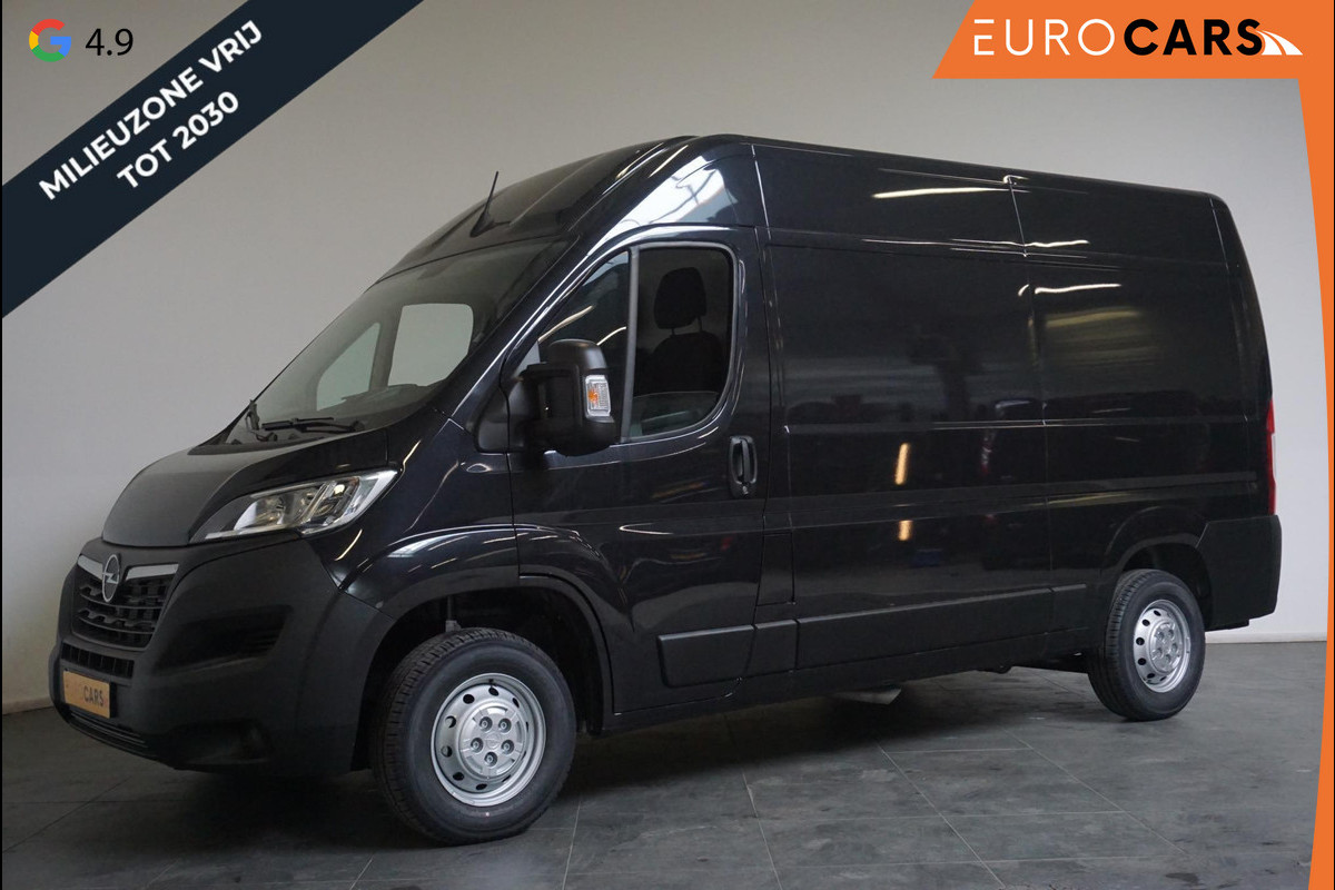 Opel Movano 140pk L2H2 Edition Navi Camera Parkeersensoren Trekhaak Cruise control Airco Opel Movano 140pk L2H2 Edition Navi Camera Parkeersensoren Trekhaak Cruise control Airco