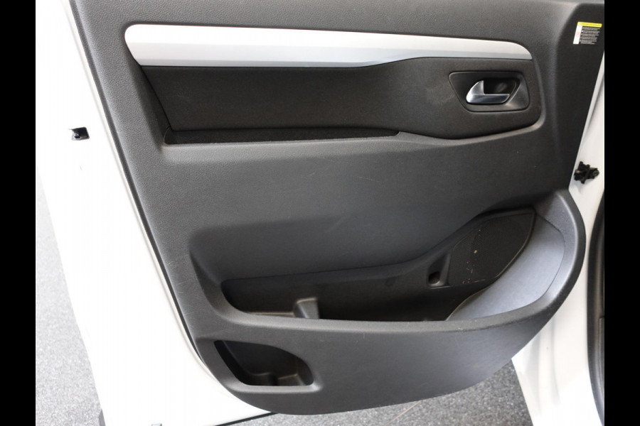 Opel Vivaro 2.0 CDTI L3H1 Dubbele Cabine Edition Navigatie Trekhaak Cruise control Airco