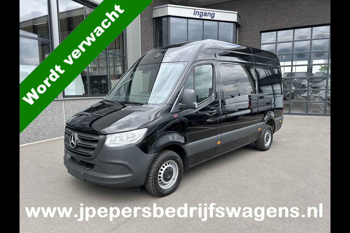Mercedes-Benz Sprinter 317 CDI L2 H2 MBUX / Camera / Navigatie / Cruise control / Airco Mercedes-Benz Sprinter 317 CDI L2 H2 MBUX / Camera / Navigatie / Cruise control / Airco