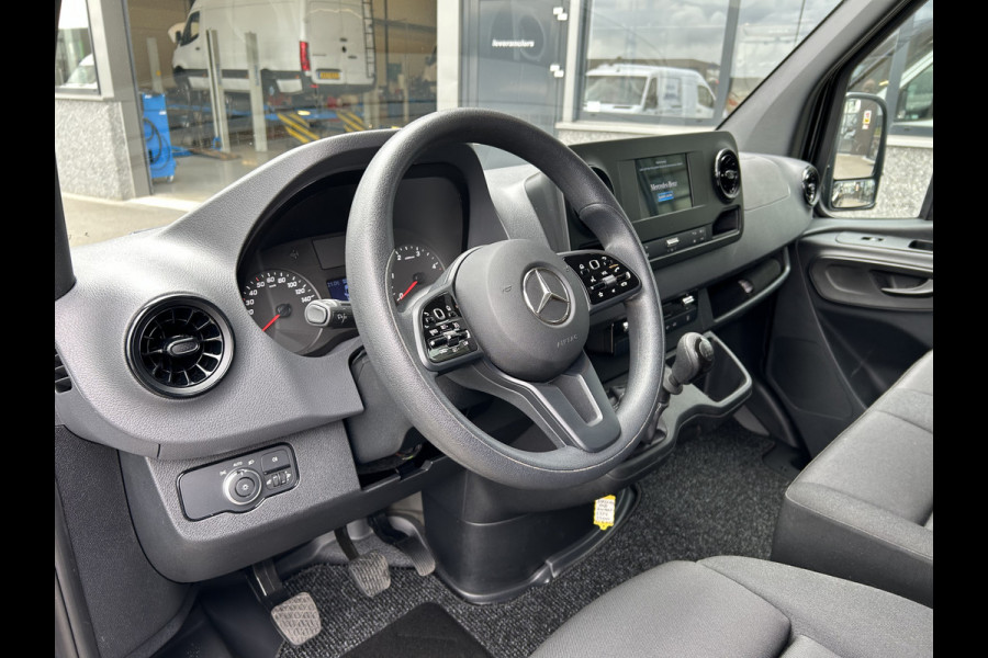 Mercedes-Benz Sprinter 317 CDI L2 H2 MBUX / Camera / Navigatie / Cruise control / Airco