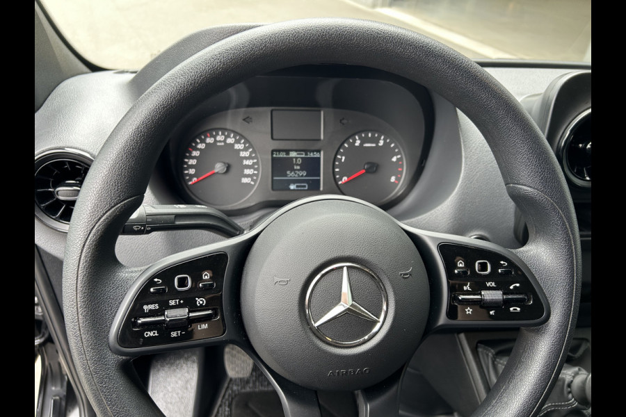 Mercedes-Benz Sprinter 317 CDI L2 H2 MBUX / Camera / Navigatie / Cruise control / Airco