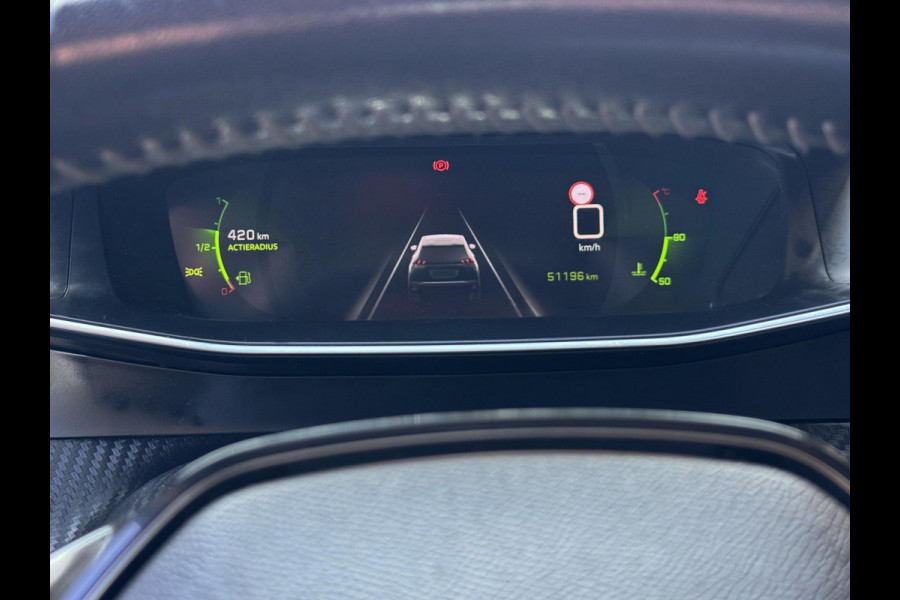 Peugeot 2008 1.2 PureTech Allure - Navigatie/Apple I Airco I LED I PDC & Achteruitrij camera I Sport velgen I Dealer onderhouden
