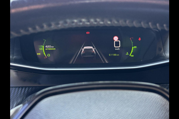 Peugeot 2008 1.2 PureTech Allure - Navigatie/Apple I Airco I LED I PDC & Achteruitrij camera I Sport velgen I Dealer onderhouden