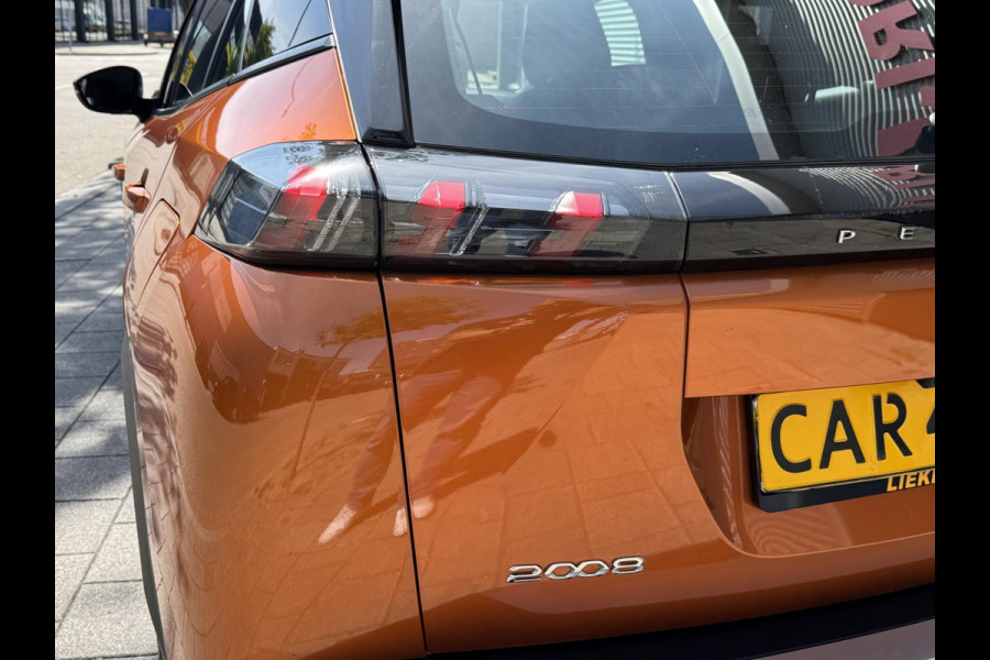 Peugeot 2008 1.2 PureTech Allure - Navigatie/Apple I Airco I LED I PDC & Achteruitrij camera I Sport velgen I Dealer onderhouden