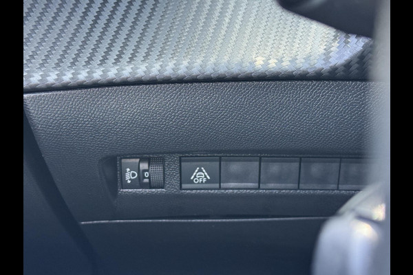 Peugeot 2008 1.2 PureTech Allure - Navigatie/Apple I Airco I LED I PDC & Achteruitrij camera I Sport velgen I Dealer onderhouden