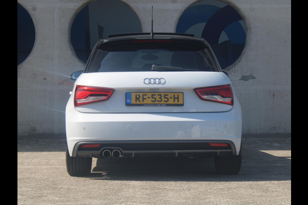 Audi A1 Sportback 1.4 TFSI Sport S line Edition | ELEKTRISCH SCHUIFDAK | NAVIGATIE | TREKHAAK |