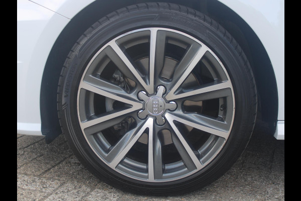 Audi A1 Sportback 1.4 TFSI Sport S line Edition | ELEKTRISCH SCHUIFDAK | NAVIGATIE | TREKHAAK |