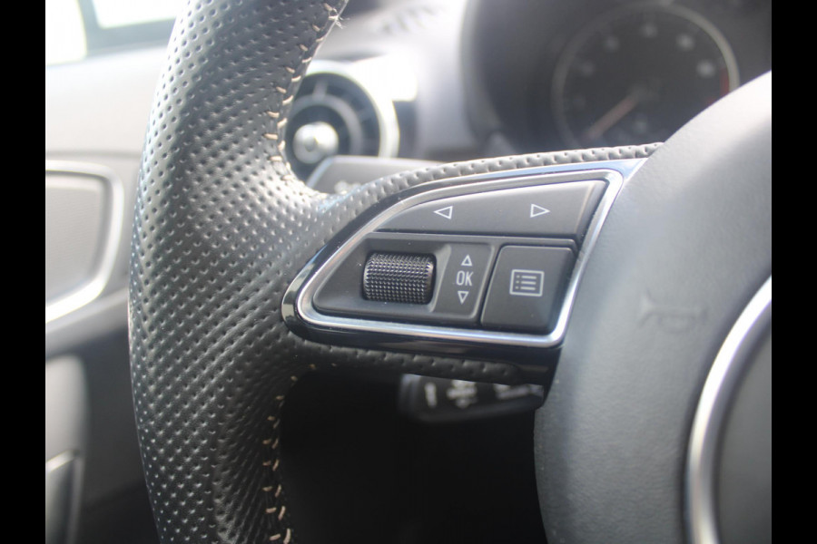 Audi A1 Sportback 1.4 TFSI Sport S line Edition | ELEKTRISCH SCHUIFDAK | NAVIGATIE | TREKHAAK |