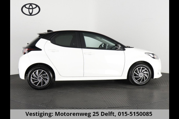 Toyota Yaris 1.5 HYBRIDE GARANTIE TOT 2033* BLACK & WHITE BIJNA 2023. CLOUD NAVI.CLIMA.CRUISE
