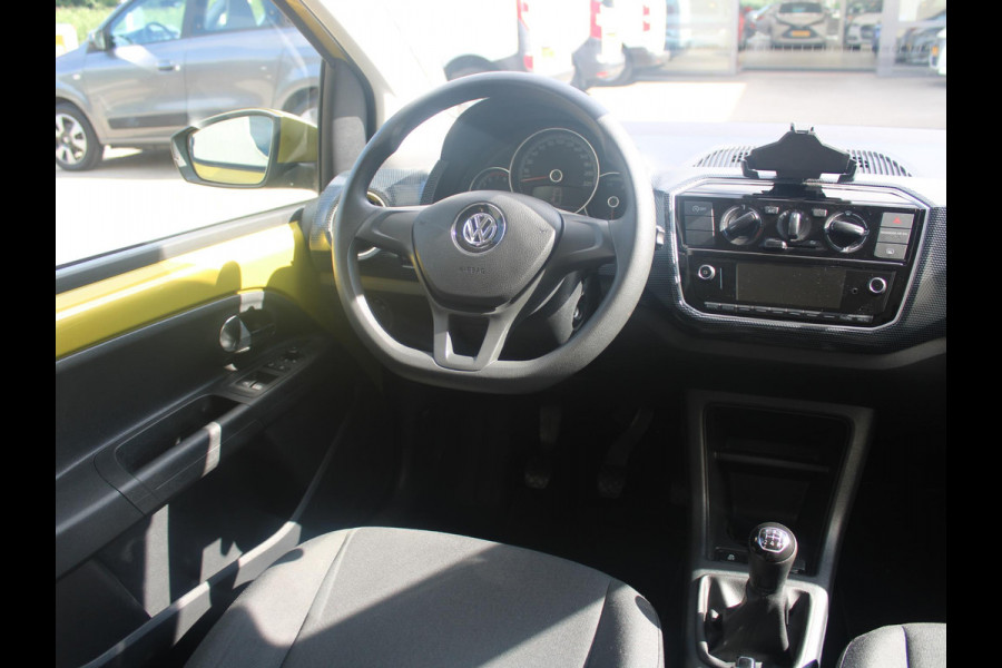 Volkswagen up! 1.0 BMT move up! | AIRCO | 12 MAANDEN BOVAG GARANTIE |