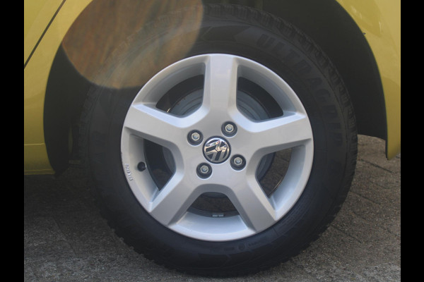 Volkswagen up! 1.0 BMT move up! | AIRCO | 12 MAANDEN BOVAG GARANTIE |