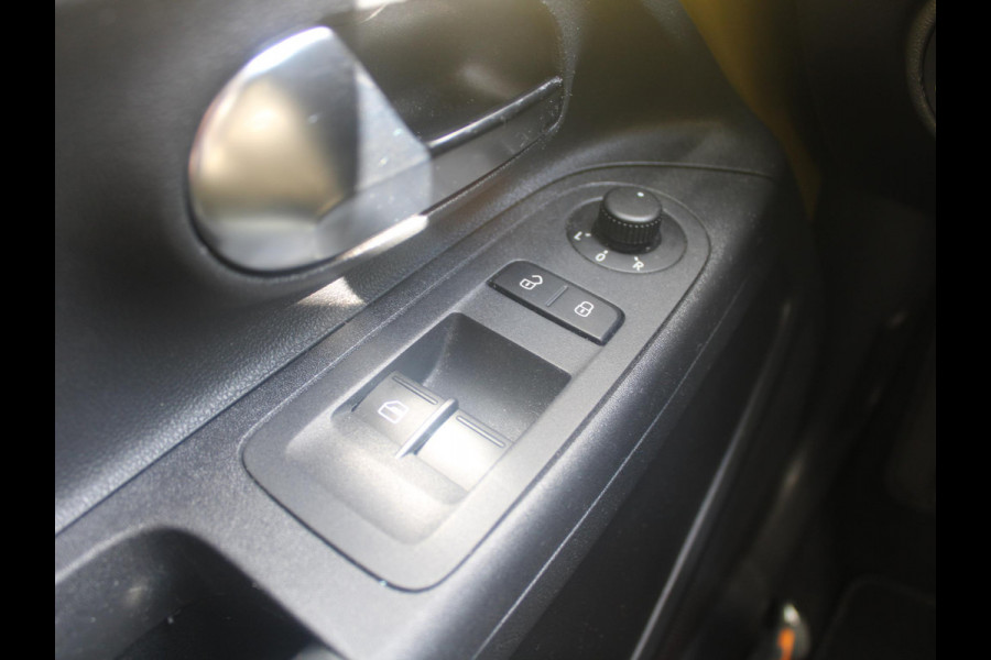 Volkswagen up! 1.0 BMT move up! | AIRCO | 12 MAANDEN BOVAG GARANTIE |