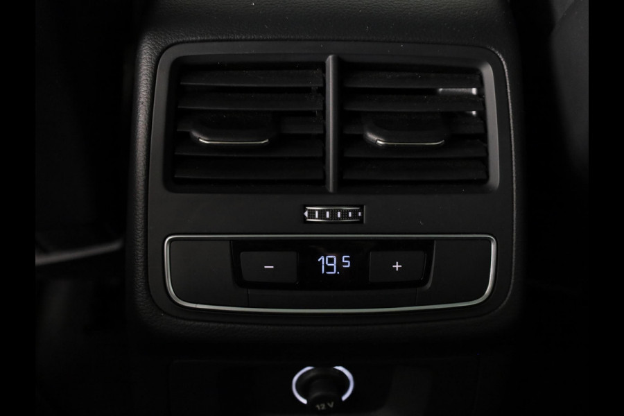Audi A4 Avant 40 TFSI Sport S line edition 191pk | Panoramadak | Navigatie | Verwarmbare voorstoelen | 18 inch lichtmetalen velgen