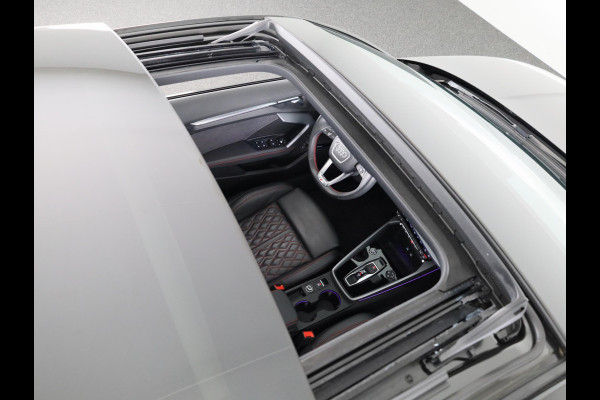 Audi A3 Sportback 35 TFSI S edition 150 pk S-tronic | Panoramadak | Sonos Audio | Nappa leer | Head up Display | Achteruitrijcamera | Elektr. voorstoelen | S-Line | Navigatie | verlengde garantie