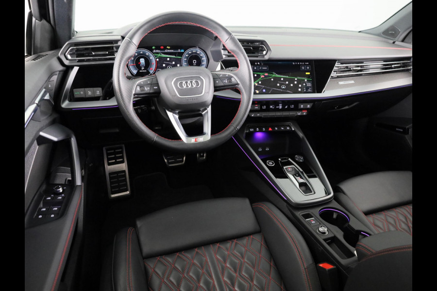 Audi A3 Sportback 35 TFSI S edition 150 pk S-tronic | Panoramadak | Sonos Audio | Nappa leer | Head up Display | Achteruitrijcamera | Elektr. voorstoelen | S-Line | Navigatie | verlengde garantie
