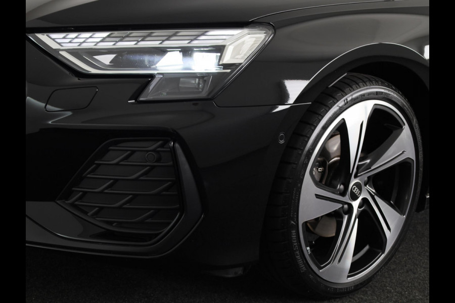 Audi A3 Sportback 35 TFSI S edition 150 pk S-tronic | Panoramadak | Sonos Audio | Nappa leer | Head up Display | Achteruitrijcamera | Elektr. voorstoelen | S-Line | Navigatie | verlengde garantie