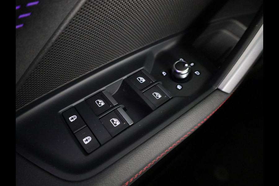 Audi A3 Sportback 35 TFSI S edition 150 pk S-tronic | Panoramadak | Sonos Audio | Nappa leer | Head up Display | Achteruitrijcamera | Elektr. voorstoelen | S-Line | Navigatie | verlengde garantie