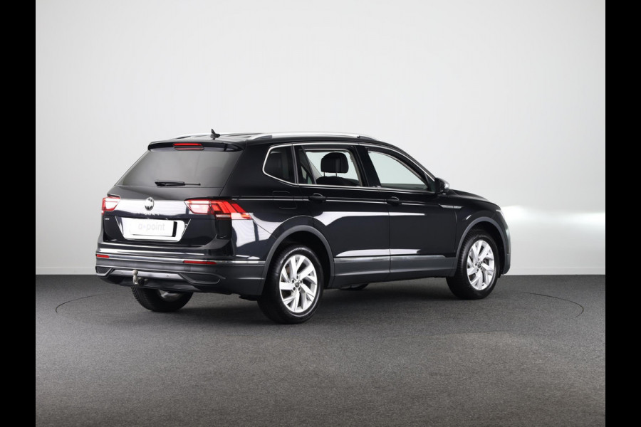 Volkswagen Tiguan Allspace 1.5 TSI Life Business 7p. 150 pk Automaat (DSG) | Navigatie | Elektr. trekhaak | Parkeersensoren | Adaptieve cruise control | LED koplampen |