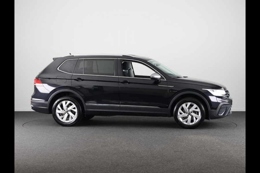 Volkswagen Tiguan Allspace 1.5 TSI Life Business 7p. 150 pk Automaat (DSG) | Navigatie | Elektr. trekhaak | Parkeersensoren | Adaptieve cruise control | LED koplampen |