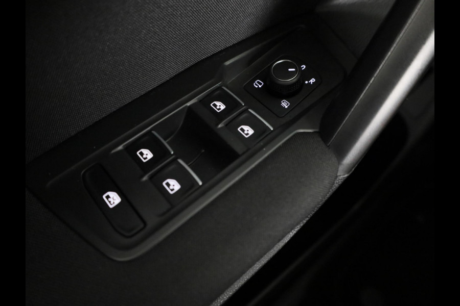 Volkswagen Tiguan Allspace 1.5 TSI Life Business 7p. 150 pk Automaat (DSG) | Navigatie | Elektr. trekhaak | Parkeersensoren | Adaptieve cruise control | LED koplampen |
