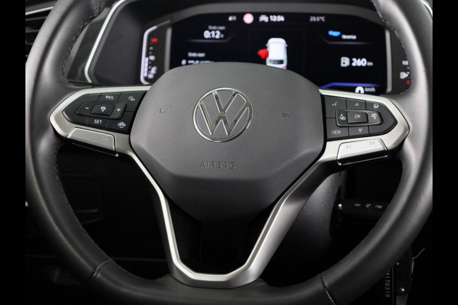 Volkswagen Tiguan Allspace 1.5 TSI Life Business 7p. 150 pk Automaat (DSG) | Navigatie | Elektr. trekhaak | Parkeersensoren | Adaptieve cruise control | LED koplampen |