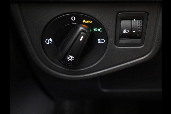 Volkswagen Polo 1.0 TSI Life Business 95 pk | Verlengde garantie | Navigatie | Parkeersensoren | Achteruitrijcamera | Adaptieve cruise control | LED koplampen |