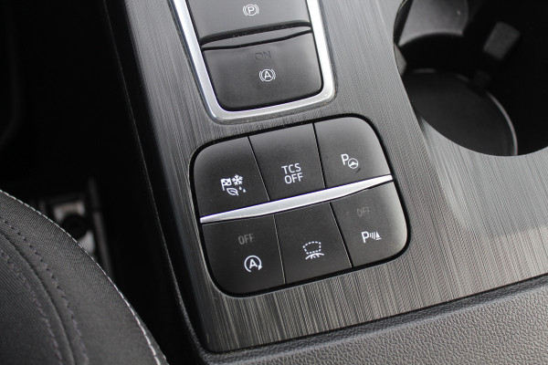 Ford FOCUS Wagon 1.0 EcoBoost Titanium Business / Trekhaak / Panoramadak / Camera / Head-up / B&O / 19'' / Keyless / Navigatie / Stuurverwarming / Dodehoek / DAB / Stoelverwarming / Cruise Control