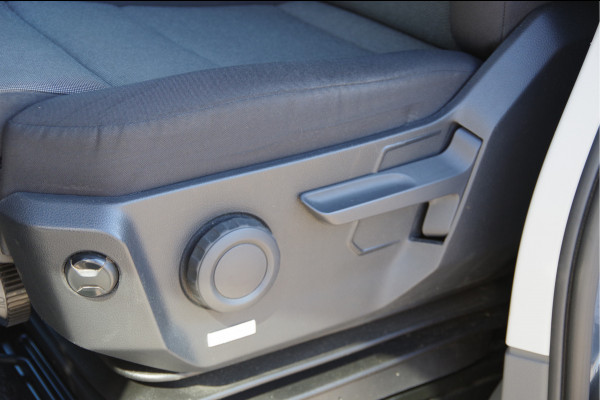 Volkswagen Crafter 50 2.0 TDI L3H2 (L2H1) B-RIJBEWIJS 177PK AUT. 3.5T TREKGEW. DUBBEL LUCHT, CAMERA, NAVI, CRUISE, AIRCO, STOELVERWARMING, DUBBEL L