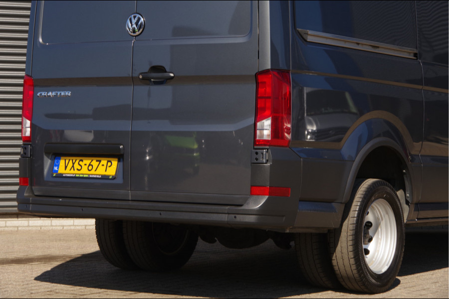 Volkswagen Crafter 50 2.0 TDI L3H2 (L2H1) B-RIJBEWIJS 177PK AUT. 3.5T TREKGEW. DUBBEL LUCHT, CAMERA, NAVI, CRUISE, AIRCO, STOELVERWARMING, DUBBEL L