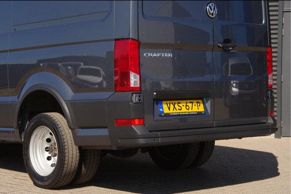 Volkswagen Crafter 50 2.0 TDI L3H2 (L2H1) B-RIJBEWIJS 177PK AUT. 3.5T TREKGEW. DUBBEL LUCHT, CAMERA, NAVI, CRUISE, AIRCO, STOELVERWARMING, DUBBEL L