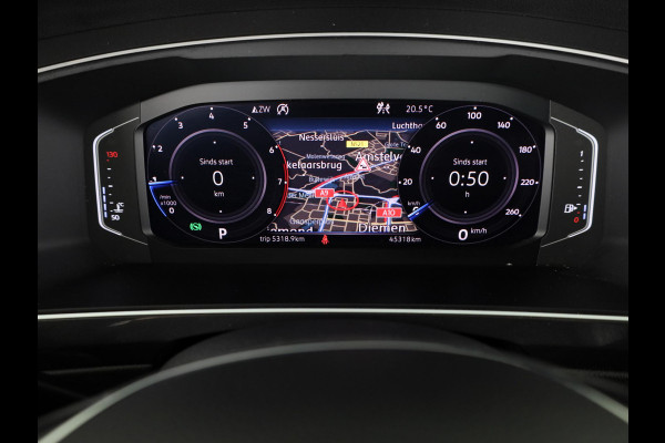 Volkswagen Tiguan 1.5 TSI ACT Highline 150PK | Automaat (DSG) | R-Line | Panoramadak | Leder interieur | Camera | Digitaal dashboard