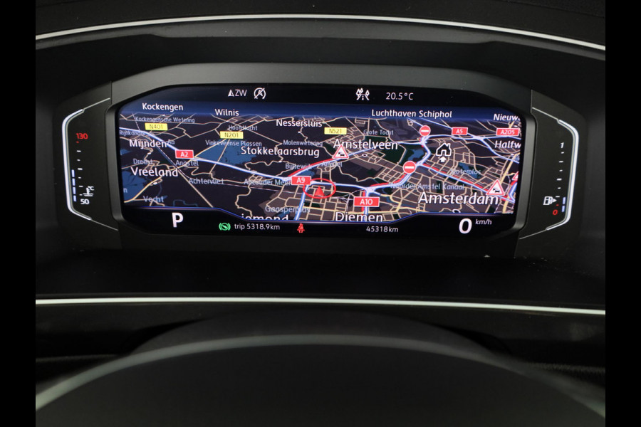 Volkswagen Tiguan 1.5 TSI ACT Highline 150PK | Automaat (DSG) | R-Line | Panoramadak | Leder interieur | Camera | Digitaal dashboard
