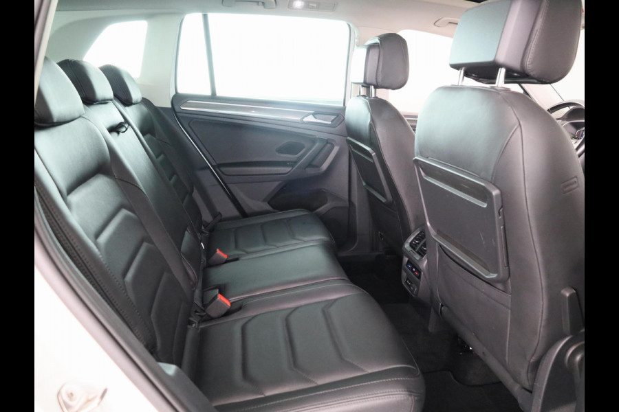 Volkswagen Tiguan 1.5 TSI ACT Highline 150PK | Automaat (DSG) | R-Line | Panoramadak | Leder interieur | Camera | Digitaal dashboard