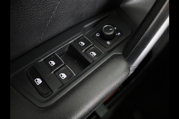 Volkswagen Tiguan 1.5 TSI ACT Highline 150PK | Automaat (DSG) | R-Line | Panoramadak | Leder interieur | Camera | Digitaal dashboard